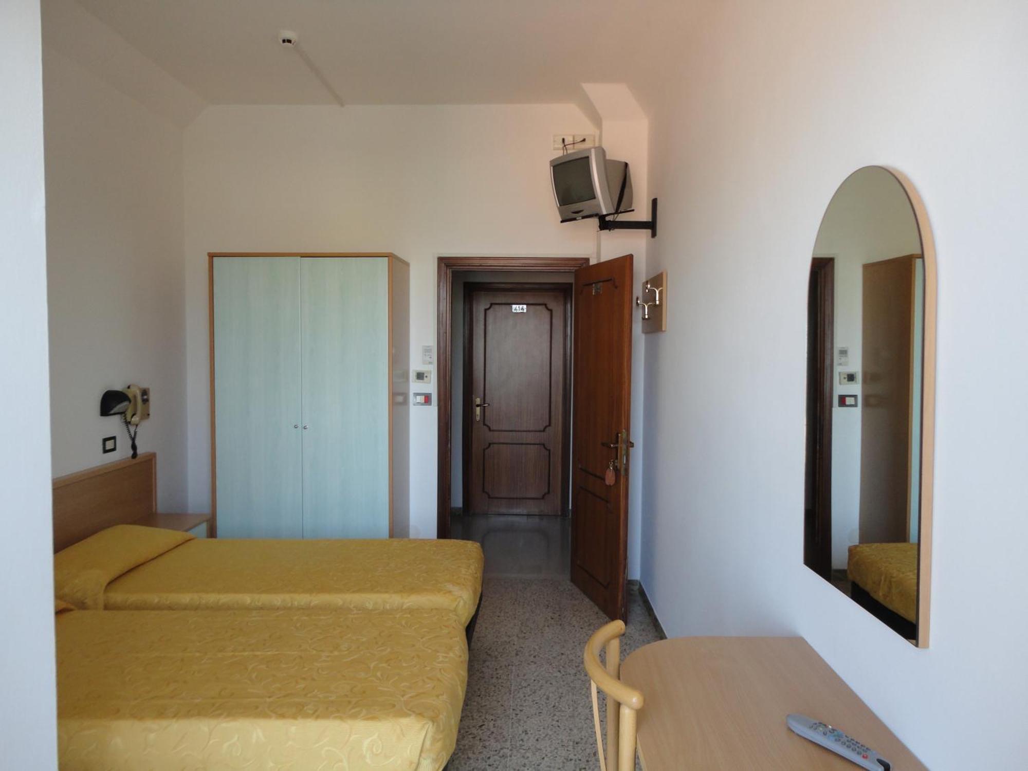 Hotel Euromar リミニ エクステリア 写真